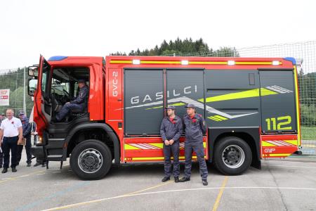 Slovesnost ob prevzemu gasilskega vozila GVC II  v PGD Šmartno v Tuhinju (50)